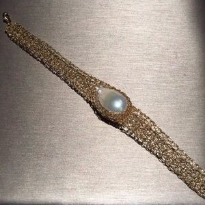 Gold Bracelet with Pearl